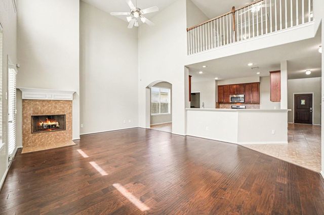 238 Silver Ripple Drive, Rosenberg, TX 77469