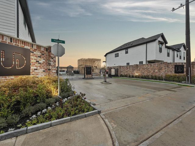 9207 Fort George Street, Houston, TX 77063