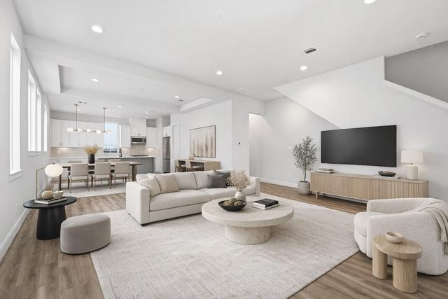 9207 Fort George Street, Houston, TX 77063
