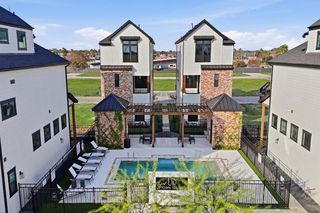 9207 Fort George Street, Houston, TX 77063