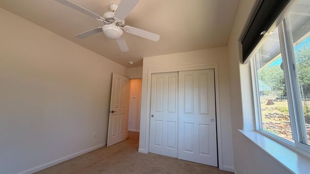 7436 Eagle View Dr, Mountain Ranch, CA 95246