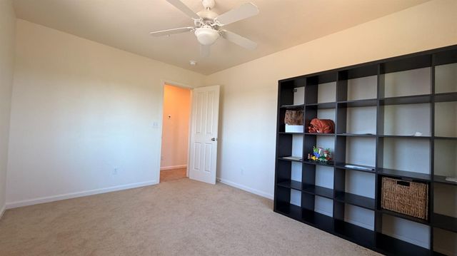 7436 Eagle View Dr, Mountain Ranch, CA 95246