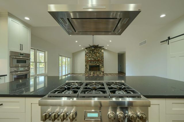 3597 Country Club Road SW, Lancaster, OH 43130