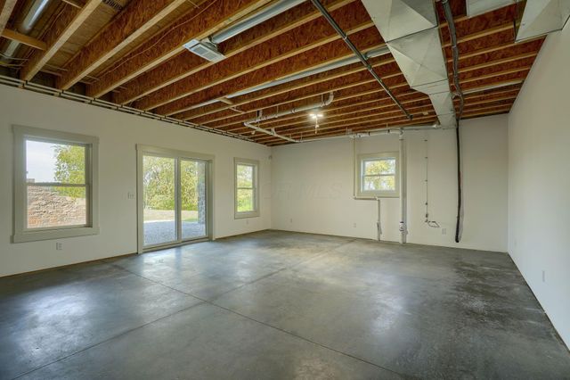 3597 Country Club Road SW, Lancaster, OH 43130