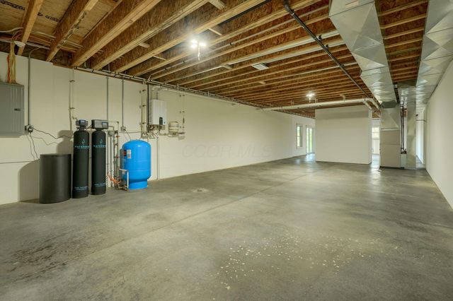 3597 Country Club Road SW, Lancaster, OH 43130