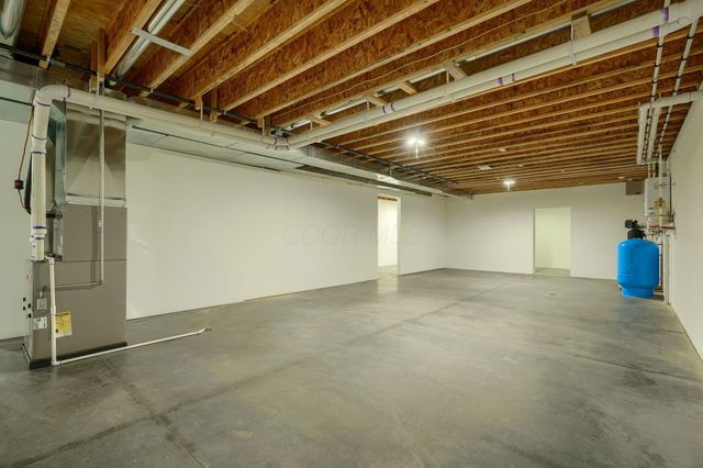 3597 Country Club Road SW, Lancaster, OH 43130