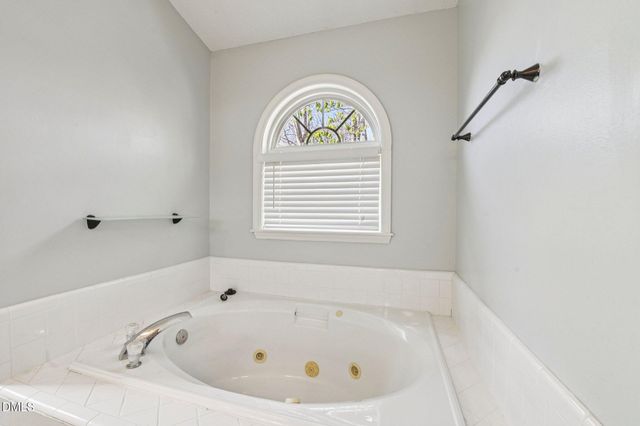 6816 Coventry Ridge Road, Raleigh, NC 27616