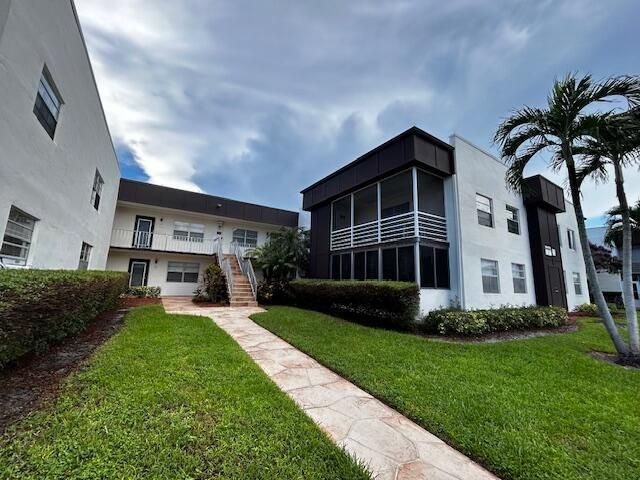 715 Normandy O, Delray Beach, FL 33484