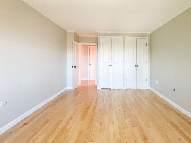 9 Hawthorne Place 11J, Boston, MA 02114