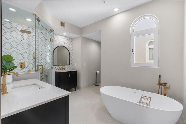 1796 Bay Drive 1796, Pompano Beach, FL 33062