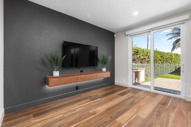 1796 Bay Drive 1796, Pompano Beach, FL 33062