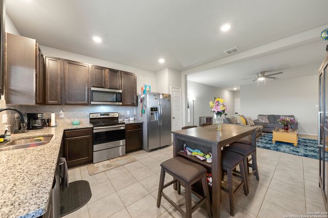 2418 Pink Pearl, San Antonio, TX 78224