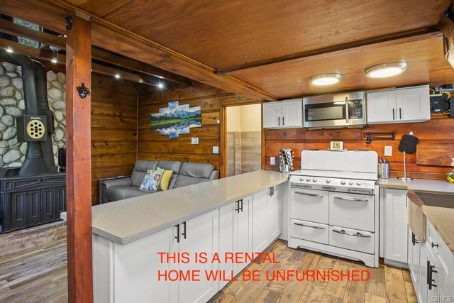 23882 Springwater, Crestline, CA 92325