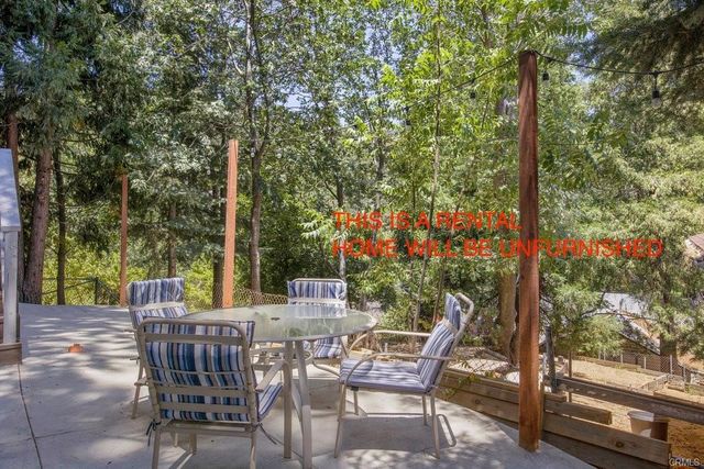 23882 Springwater, Crestline, CA 92325
