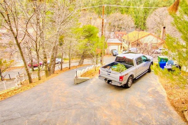 23882 Springwater, Crestline, CA 92325