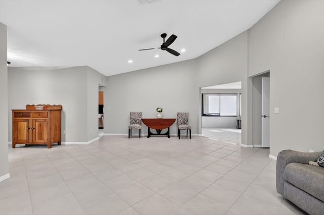 870 NW 32nd Avenue, Delray Beach, FL 33445