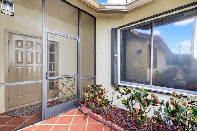 870 NW 32nd Avenue, Delray Beach, FL 33445