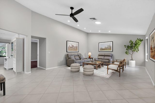 870 NW 32nd Avenue, Delray Beach, FL 33445