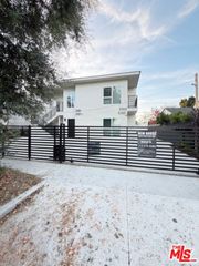 5191 Lindley Avenue, Tarzana (los Angeles), CA 91356