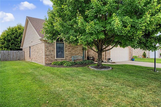 9529 Summer Wind Trail, Miamisburg, OH 45342