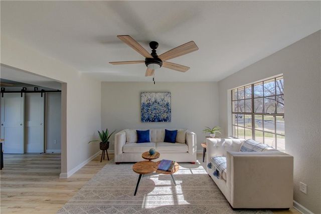 1005 Nile ST, Austin, TX 78702