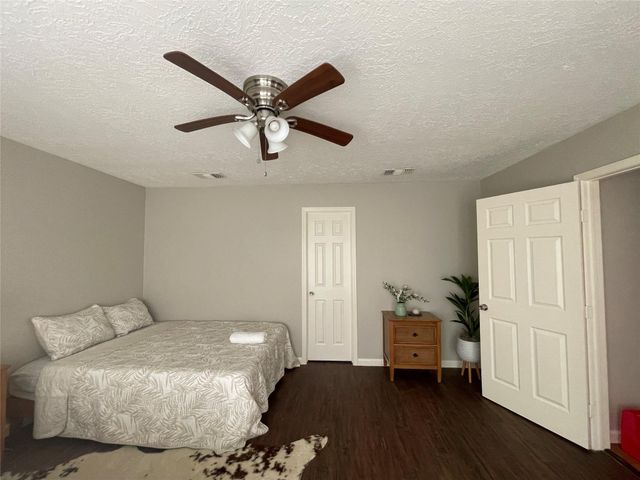 15630 Pine Mountain Drive, Houston, TX 77084