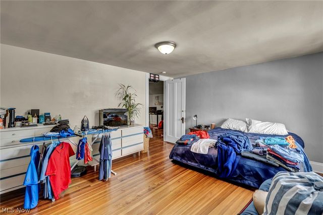 2410 Overlook Road, Cleveland Heights, OH 44106