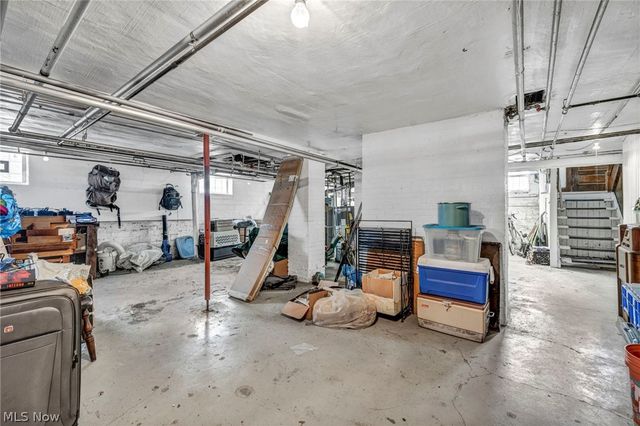 2410 Overlook Road, Cleveland Heights, OH 44106