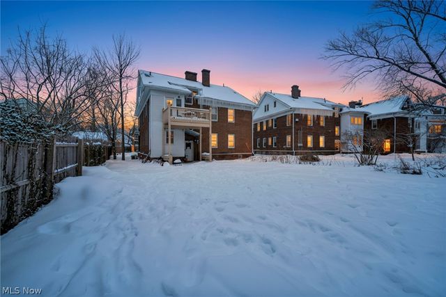 2410 Overlook Road, Cleveland Heights, OH 44106