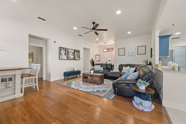 305 Maverick Trail, Oak Point, TX 75068