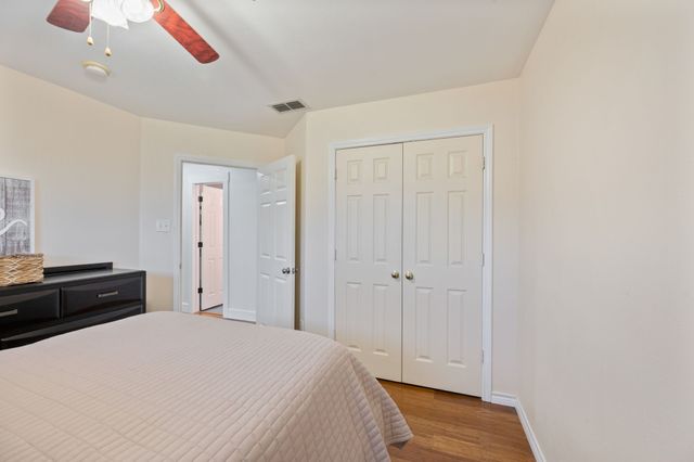 305 Maverick Trail, Oak Point, TX 75068