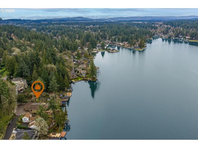2815 ARROWHEAD Ct, Lake Oswego, OR 97034