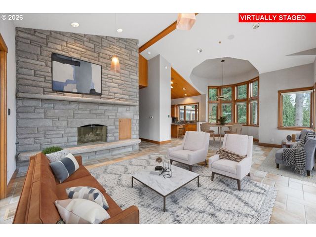 2815 ARROWHEAD Ct, Lake Oswego, OR 97034