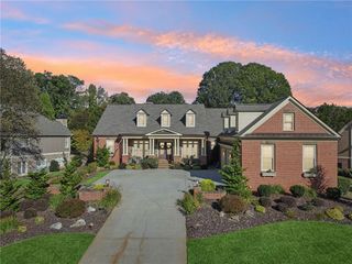 4966 Aviary NW Drive, Acworth, GA 30101