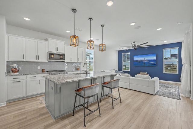 803 Gentle Breeze Drive, Summerville, SC 29486