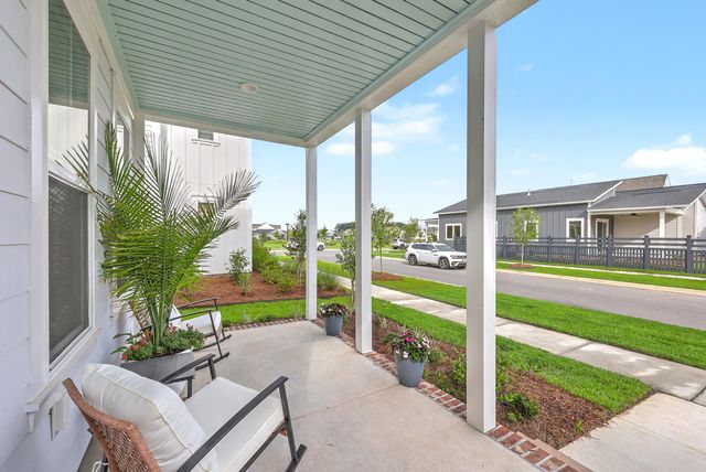 803 Gentle Breeze Drive, Summerville, SC 29486