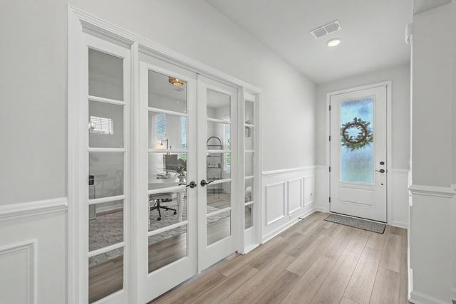803 Gentle Breeze Drive, Summerville, SC 29486