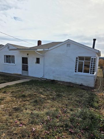 1014 Atchison Ave, Trinidad, CO 81082
