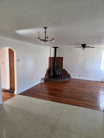 1014 Atchison Ave, Trinidad, CO 81082