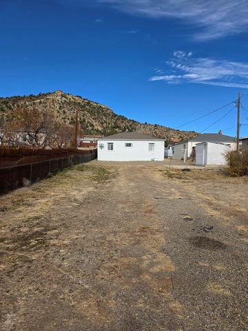1014 Atchison Ave, Trinidad, CO 81082