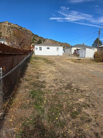 1014 Atchison Ave, Trinidad, CO 81082