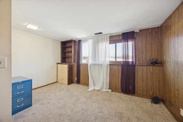 3256 Hampshire Avenue N, Crystal, MN 55427