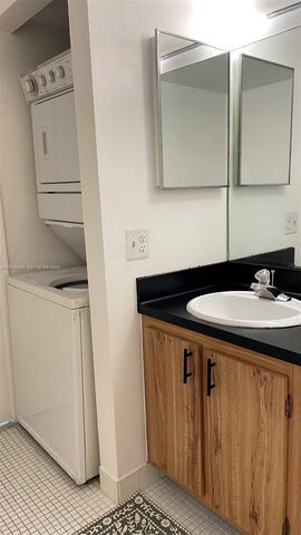 5550 NW 44th St 407B, Lauderhill, FL 33319