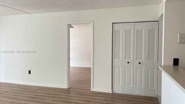 5550 NW 44th St 407B, Lauderhill, FL 33319