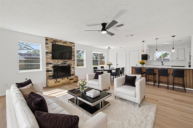 12323 Meadow Berry Drive, Meadows Place, TX 77477