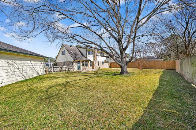 12323 Meadow Berry Drive, Meadows Place, TX 77477