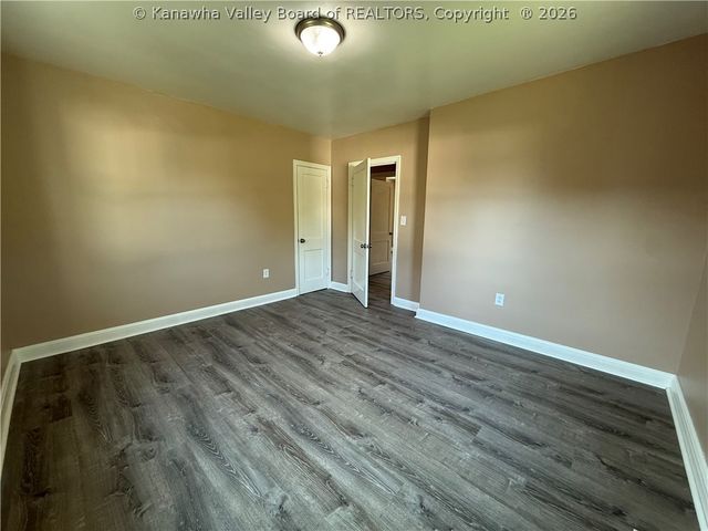 501 21st Street, Dunbar, WV 25064