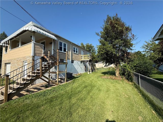 501 21st Street, Dunbar, WV 25064