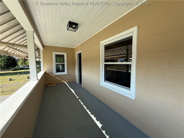 501 21st Street, Dunbar, WV 25064