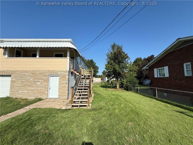 501 21st Street, Dunbar, WV 25064